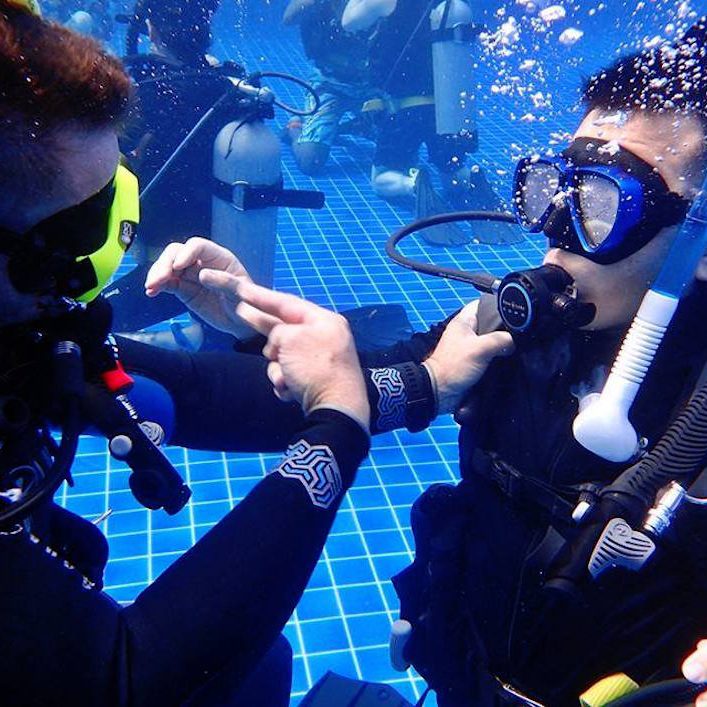 Kiwidivers recreational scuba dive instruction PADI Phuket Thailand